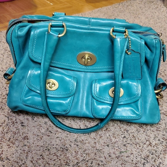 🎉Host Pick!🎉 Coach Legacy limited-edition handbag 12791 - Picture 7 of 16